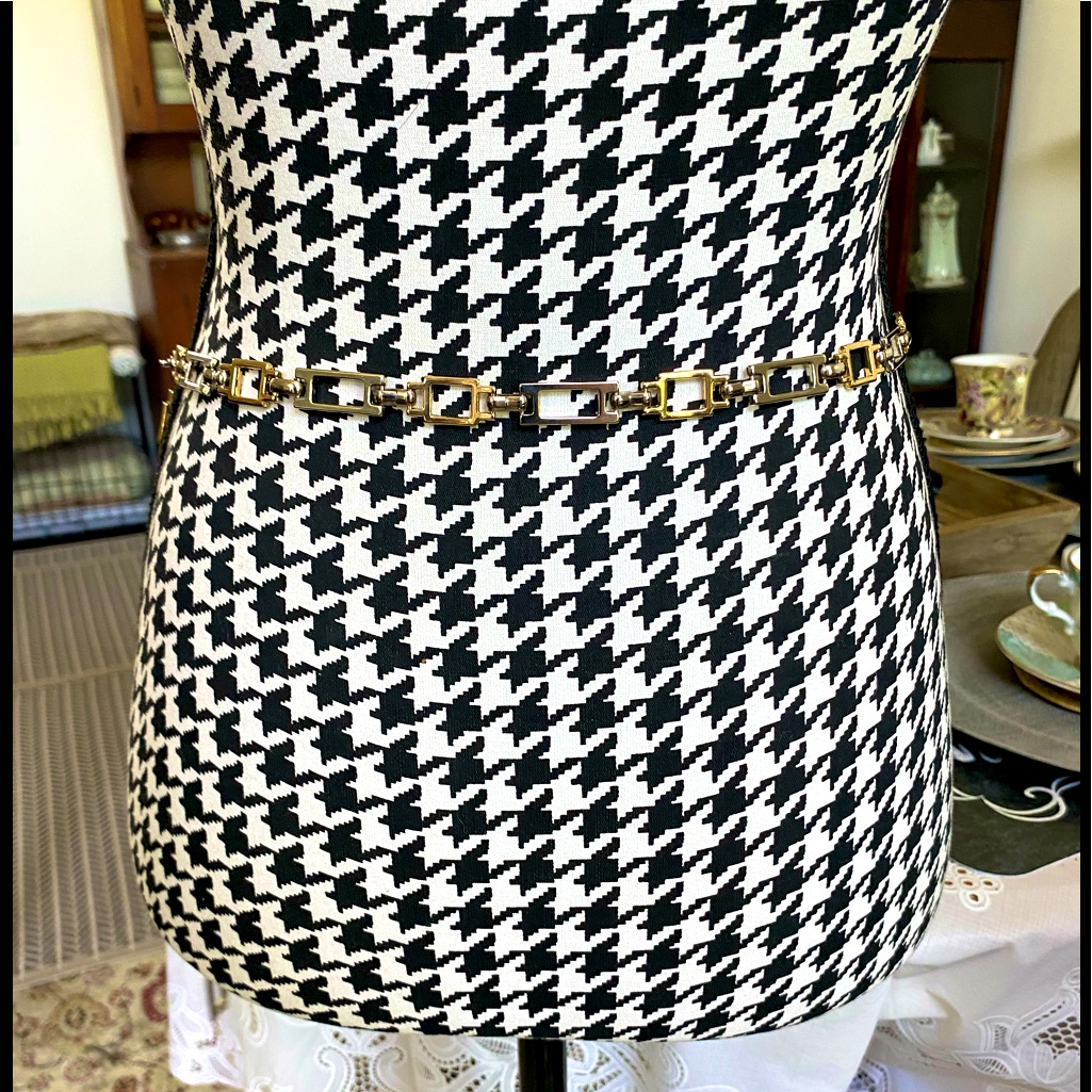 Rectangular Link Belt